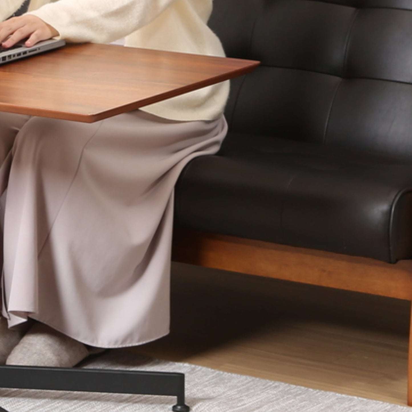おしゃれなカフェ風昇降式テーブル