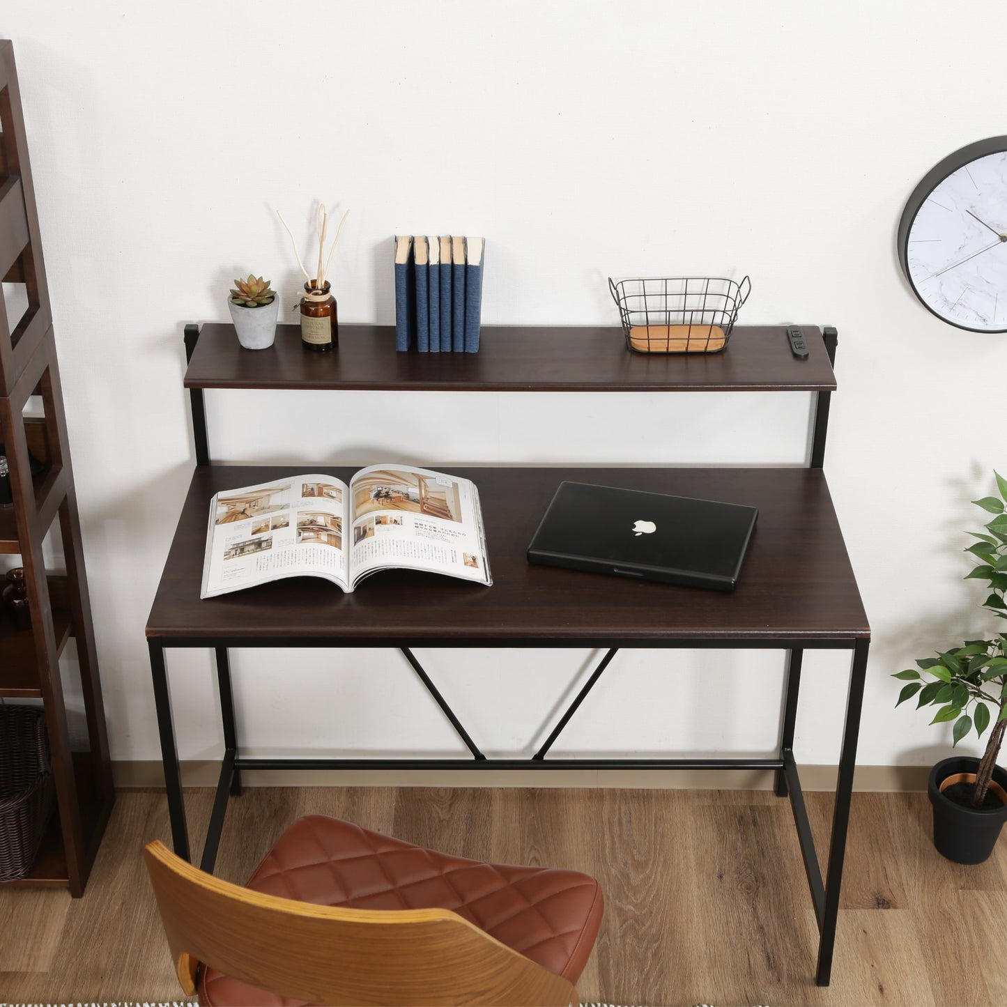 折りたたみ可能棚付きワークデスク