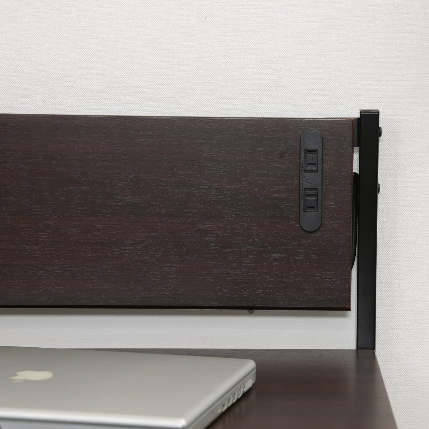 折りたたみ可能棚付きワークデスク