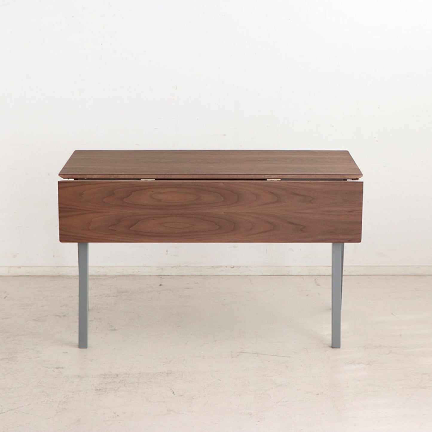 一人暮らしにおすすめの折りたたみ可能ダイニングテーブル