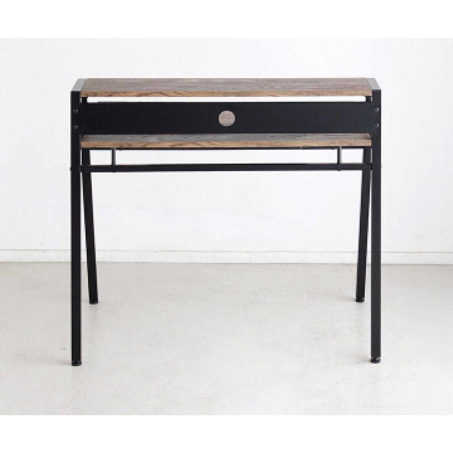 モニターを設置できる棚付きデスク