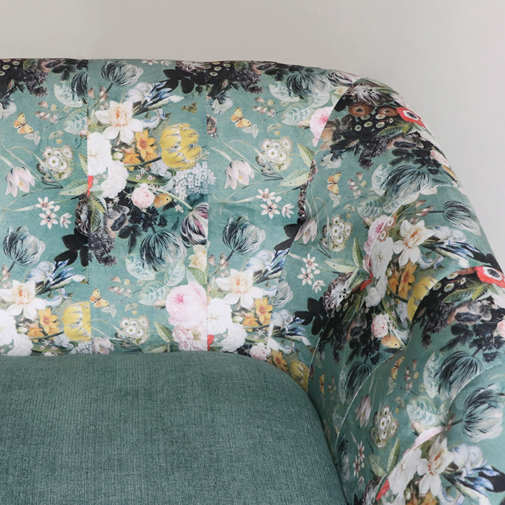 エレガントな花柄2人掛けソファー-weshop interior エレガントな花柄2人掛けソファー-weshop interior